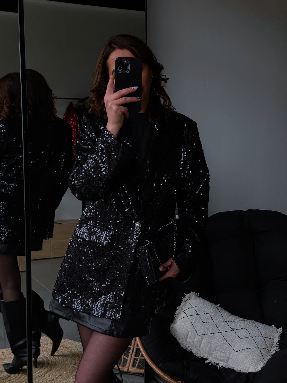 Veste Blazer à Sequins Noirs – L'Élégance Festive Parfaite